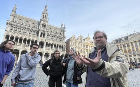 Exkursion der Szenenbildstudierenden nach Brüssel