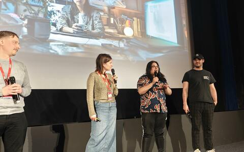 Andrija Ilić, Marija Mijušković, Insiah Zaidi und Nick Koerner bei dem Pitch »Talent in Progress: ifs Series Showcase« 