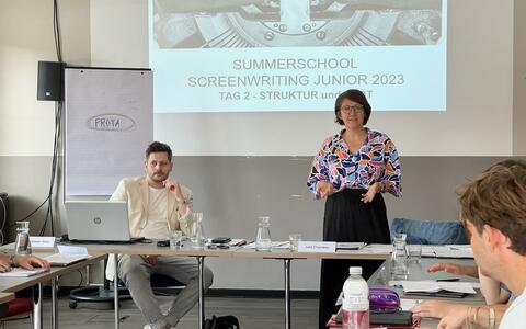 Summer School Screenwriting Junior mit Julia Charakter und Alexander Daus