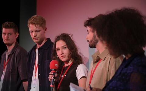 Zoe Krappen bei der Präsentation ihrer Abschlussfilms »Medusa«