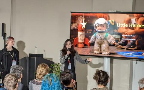 Die VFX-Studierenden Ciara Borgards und Ute Becker stellen ihren ifs-Abschlussfilm »Little Heroes« vor.
