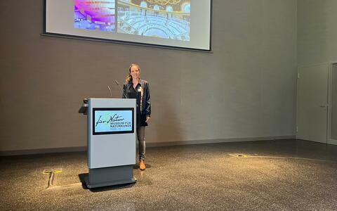Prof. Lena Thiele introduced the students and the cooperation. 