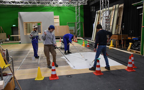 Studiobau der Szenenbildstudierenden