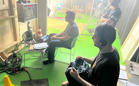 Am Set von »Die Suchenden« im ifs-Studio