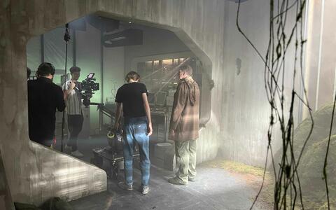 Am Set von »Die Suchenden« im ifs-Studio
