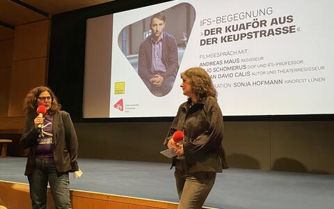 Karmen Frankl (Initiative »Keupstraße ist überall«) und Moderatorin Sonja Hofmann