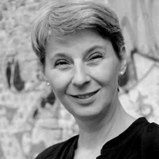 Regie Prof. Ruth Olshan