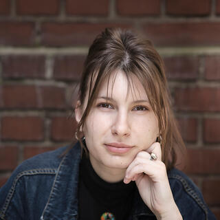 Portraitfoto von Marija Mijuskovic, Alumna 2025 im MA Serial Storytelling der ifs