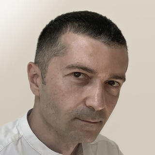 Portraitfoto Nebojša Tabački