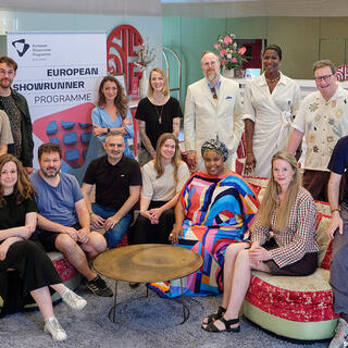 Gruppenfoto der Teilnehmenden des European Showrunner Training 2026 beim Auftakt
