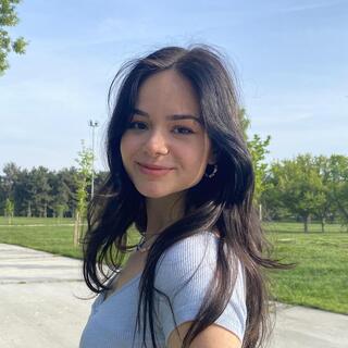 Irmak Akar