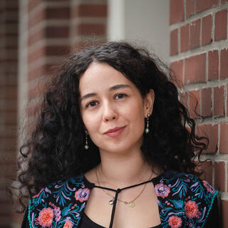 Portraitfoto Deniz Akyol